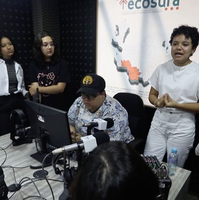Escuela de animadores de lectura en la radio
