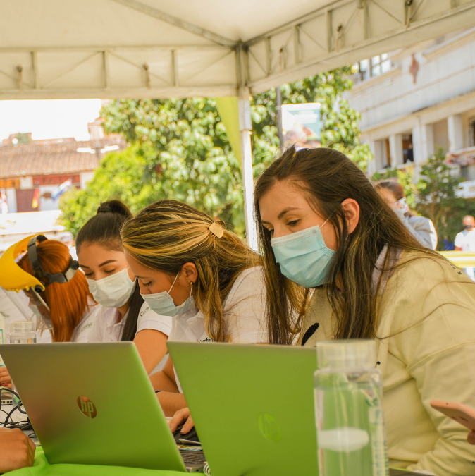 La Agencia de Empleo de Comfenalco Antioquia tiene más de 500 vacantes 