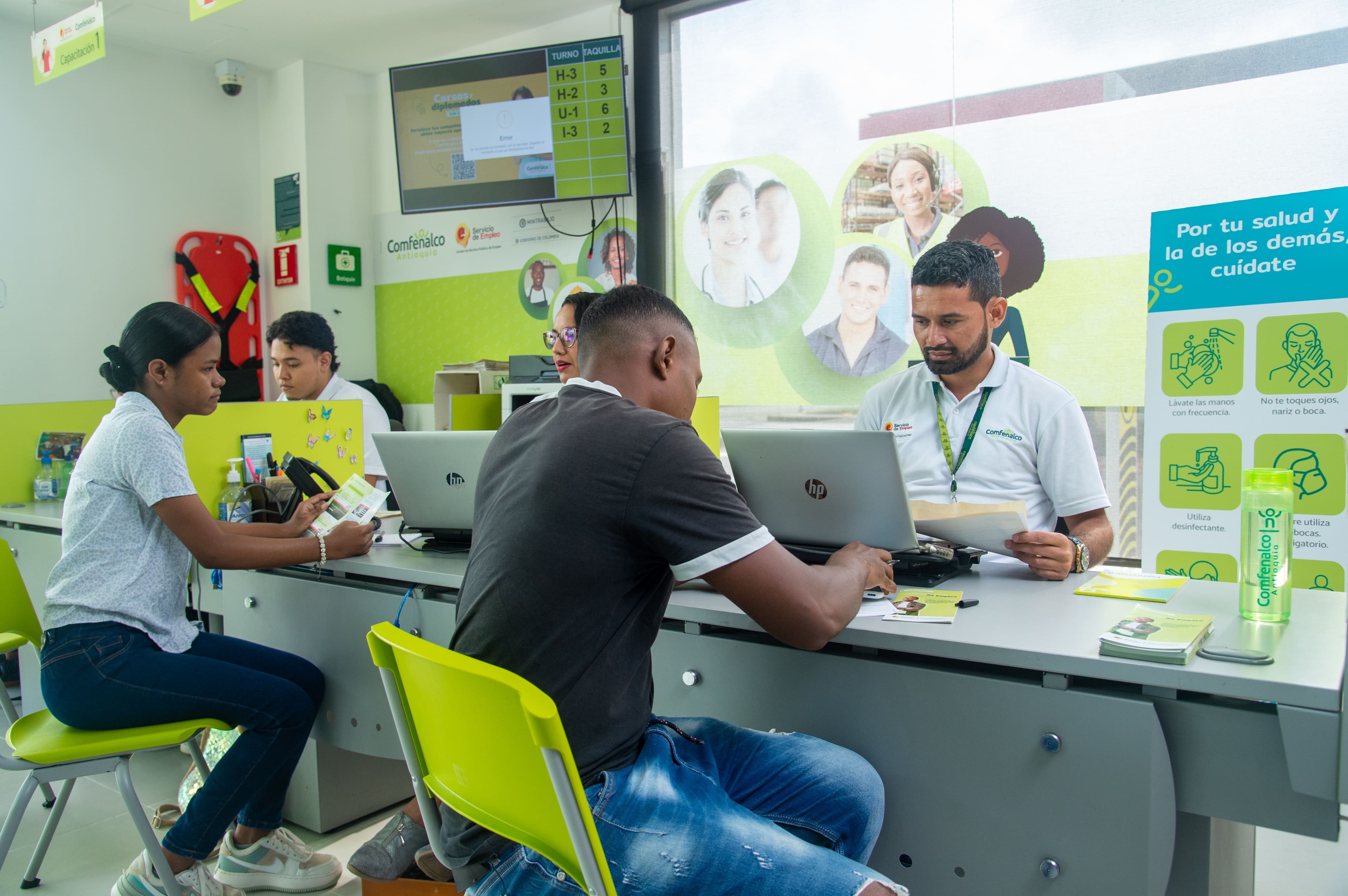 Feria de empleo: más de 60 oportunidades para jóvenes