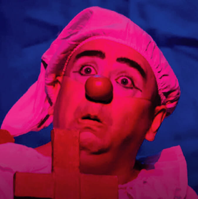 Obra de Teatro "Clownjuro" en Teatro Municipal de Jardín