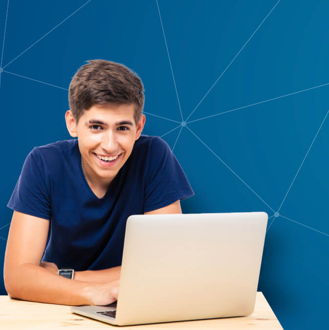 Comfenalco Antioquia abre tercera convocatoria para becas TI con Google