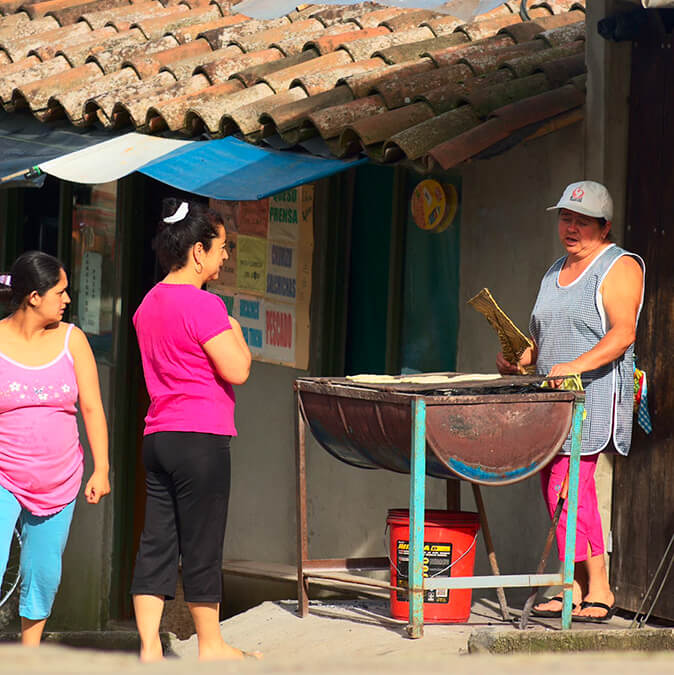 Alianza para reducir brecha de inclusión financiera beneficiará a 7.930 mujeres